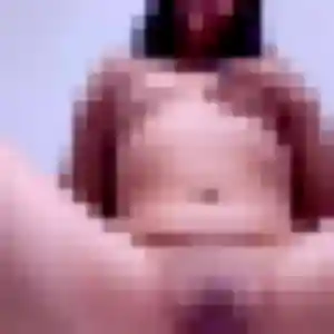 Wilhelmine, 23 ans, en ligne à Agen pour une rencontre coquine