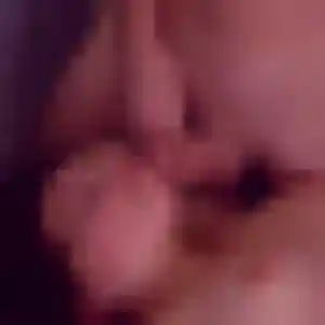 Henriette, 37 ans, connectée à Basse-Goulaine pour une rencontre coquine