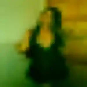 Découvre Jacqueline, 29 ans à Beauce la Romaine en privé