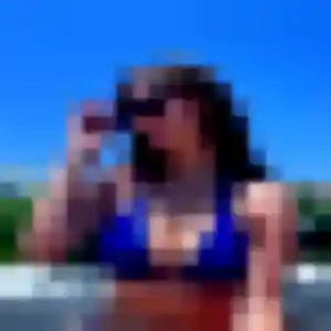 Contacte Alix, 35 ans à Biarritz en privé