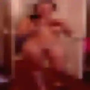 Apolline, femme de 20 ans veut rencontre cougar à Biéville-Beuville
