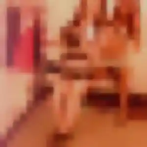 Julie, 29 ans, en ligne à Bois-d'Arcy pour une rencontre coquine