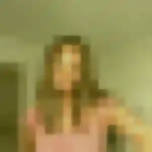 Charmante Diane, 25 ans à Caen - voir sa photo