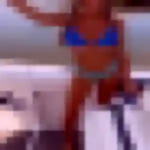 Olga (38 ans) à Cestas attend un rencontre cougar ce soir