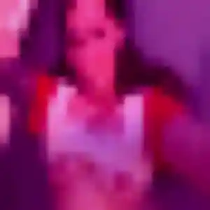 Sophie (20 ans) à Cléguer attend une rencontre ce soir