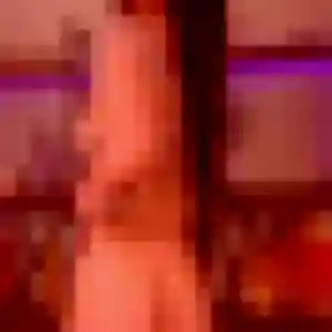Marie-Helene (19 ans) à Cormelles-le-Royal attend une rencontre maintenant