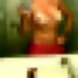 rencontre cougar à Déville-lès-Rouen : photo de Lucienne, 25 ans - accès libre