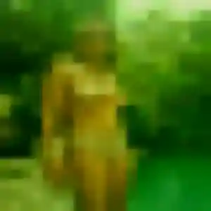 Yasmine, 34 ans, en ligne à Égletons pour une rencontre coquine