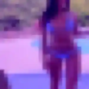Ibtissam, 22 ans, connectée à Elbeuf pour une rencontre coquine