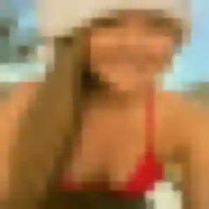 Maya, femme de 32 ans propose rencontre cougar à Garches