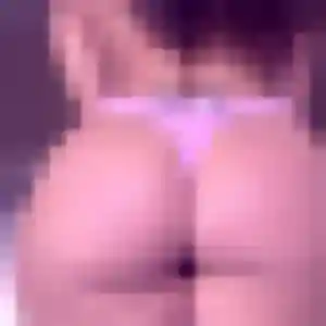 Idalina, fille de 25 ans veut rencontre cougar à Gouville-sur-Mer