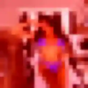 Sabrina, femme de 22 ans propose rencontre cougar à Igny