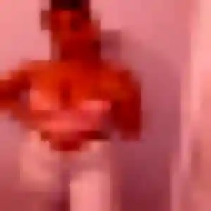Caroline, femme de 31 ans propose rencontre cougar à Issou