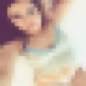 Photo privée de Melodie, 20 ans à Jurançon - rencontre coquine