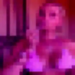 Virginie, 32 ans, cherche un rencontre cougar à La Ferté Macé
