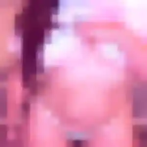 Alessandra, 28 ans, connectée à La Membrolle-sur-Choisille pour une rencontre coquine