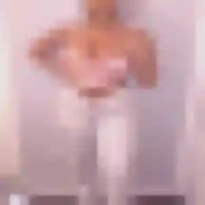 Elena (22 ans) à La Tessoualle cherche une rencontre maintenant