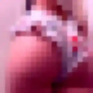 Photo de Flore à Le Fenouiller (38 ans) - rencontre cougar gratuit