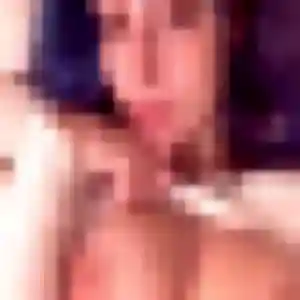 Photo de Jade à Le Pallet (22 ans) - rencontre cougar sans inscription