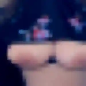 Lola, 19 ans, en ligne à Les Andelys pour une rencontre coquine