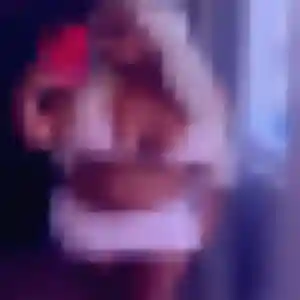 Contacte Rebecca, 39 ans à Les Lilas en privé