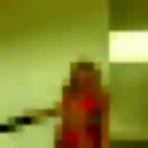 Aurelie (21 ans) à Les Sorinières attend un rencontre cougar ce soir