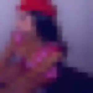 Contacte Gladys, 27 ans à Lesneven en privé