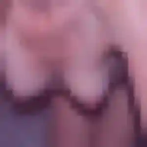 Frederique (25 ans) à Limeil-Brévannes propose un rencontre cougar ce soir