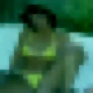 Rejoins Sabrina, 20 ans à Loctudy gratuitement