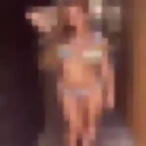 Découvre Svetlana, 36 ans à Louvigné-du-Désert en privé