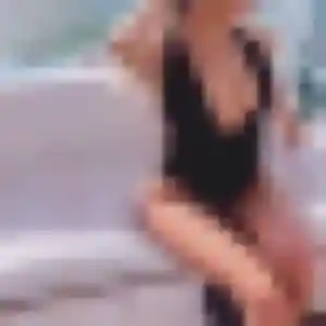 Contacte Augustine, 21 ans à Miniac-Morvan en privé