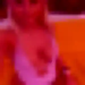 Natacha de Moncé-en-Belin, 44 ans - rencontre cougar en toute liberté