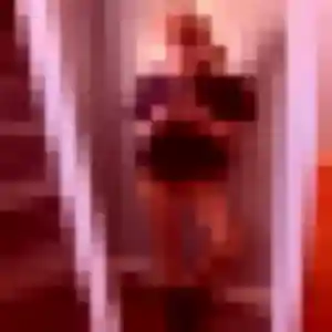 Photo de Olympe à Neuvic (19 ans) - rencontre cougar discret