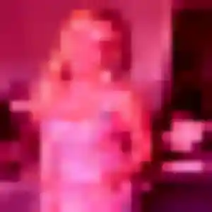 Marie-Helene de Pleyben, 25 ans - rencontre cougar discret