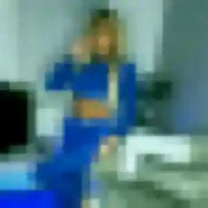 Ines (19 ans) à Puteaux propose un rencontre cougar ce soir