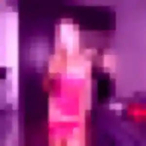 rencontre cougar à Saint-James : photo de Manon, 22 ans - sans engagement