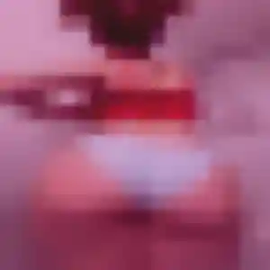 Photo privée de Bertille, 33 ans à Saint-Malo - rencontre coquine