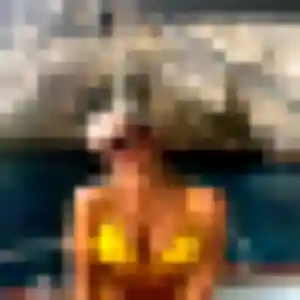 Photo de Azalee à Sainte-Soulle (40 ans) - rencontre cougar discret