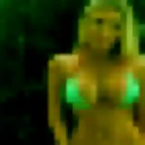 Anne, 24 ans, cherche un rencontre cougar à Séné