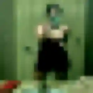 Zara, 19 ans, connectée à Tarnos pour une rencontre coquine