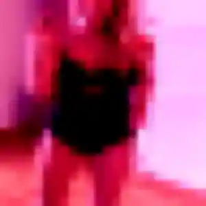 Domitille de Val-Couesnon, 33 ans - rencontre cougar discret