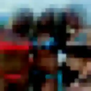 Photo de Raphaelle à Veigné (21 ans) - rencontre cougar anonyme