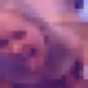 Melanie, 19 ans, connectée à Vélizy-Villacoublay pour une rencontre coquine