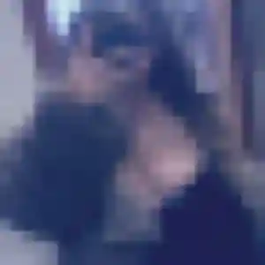 Theresa, fille de 37 ans propose rencontre cougar à Villabé